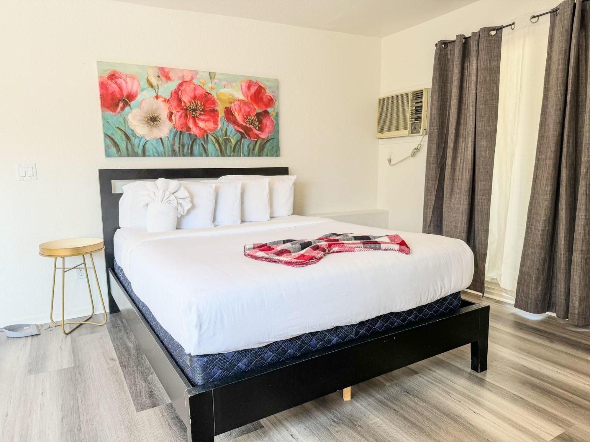 Apartment Charming 2nd Ave Lofts In Downtown With Parking *
