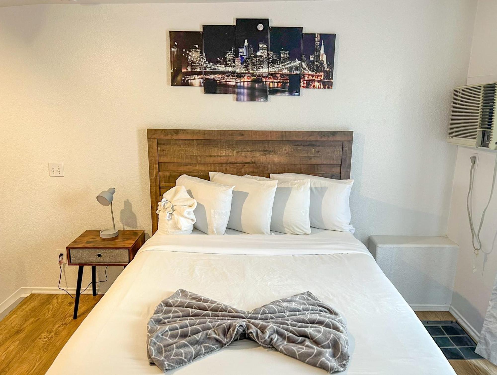 Apartment Charming 2nd Ave Lofts In Downtown With Parking San Diego