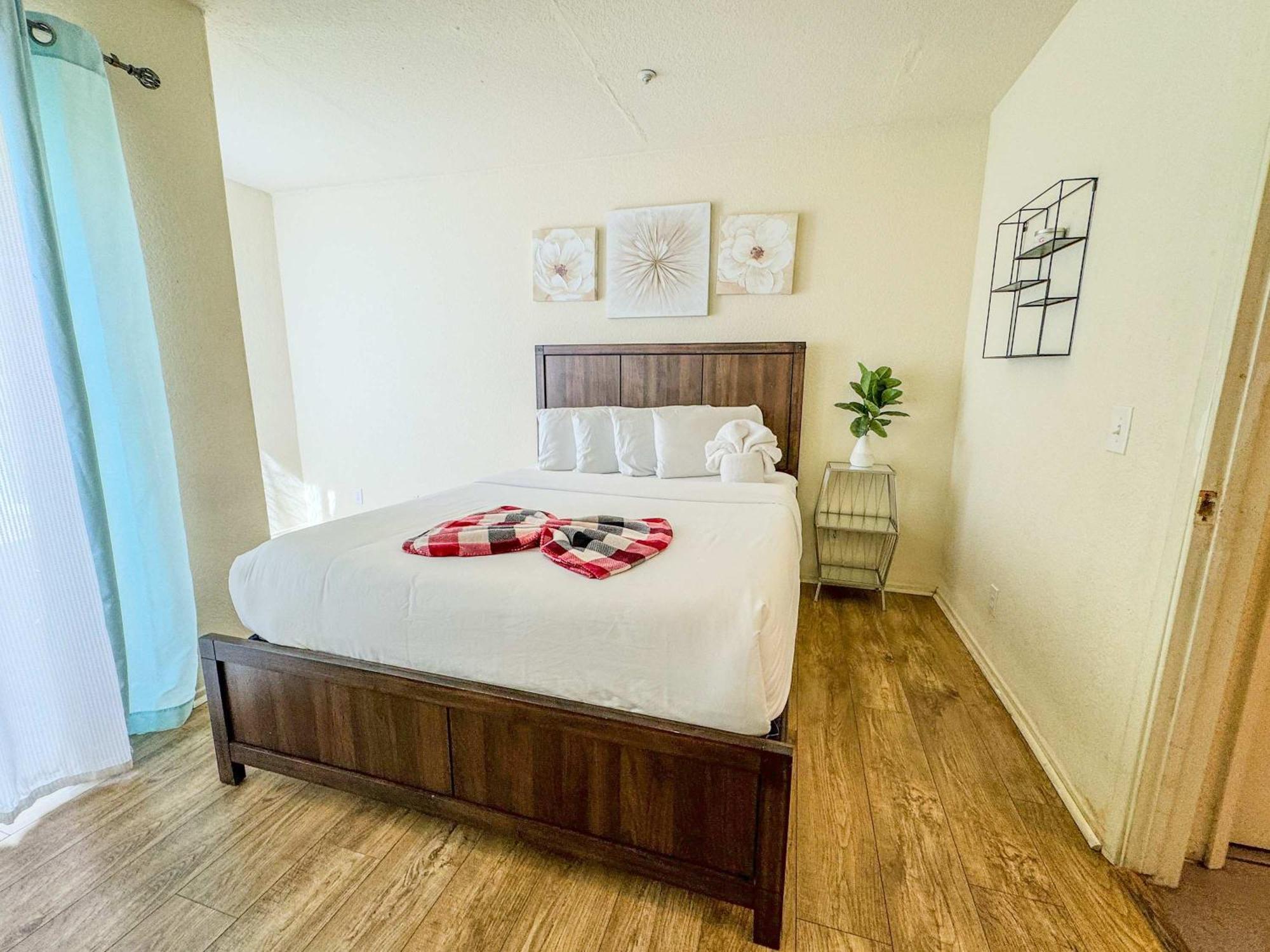Charming 2nd Ave Lofts In Downtown With Parking Apartment *