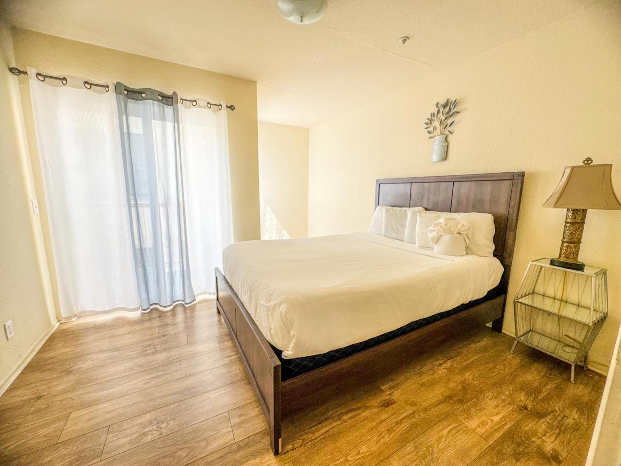 Apartment Charming 2nd Ave Lofts In Downtown With Parking